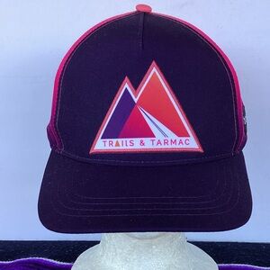 Boco gear trails And tarmac running hat size S/M